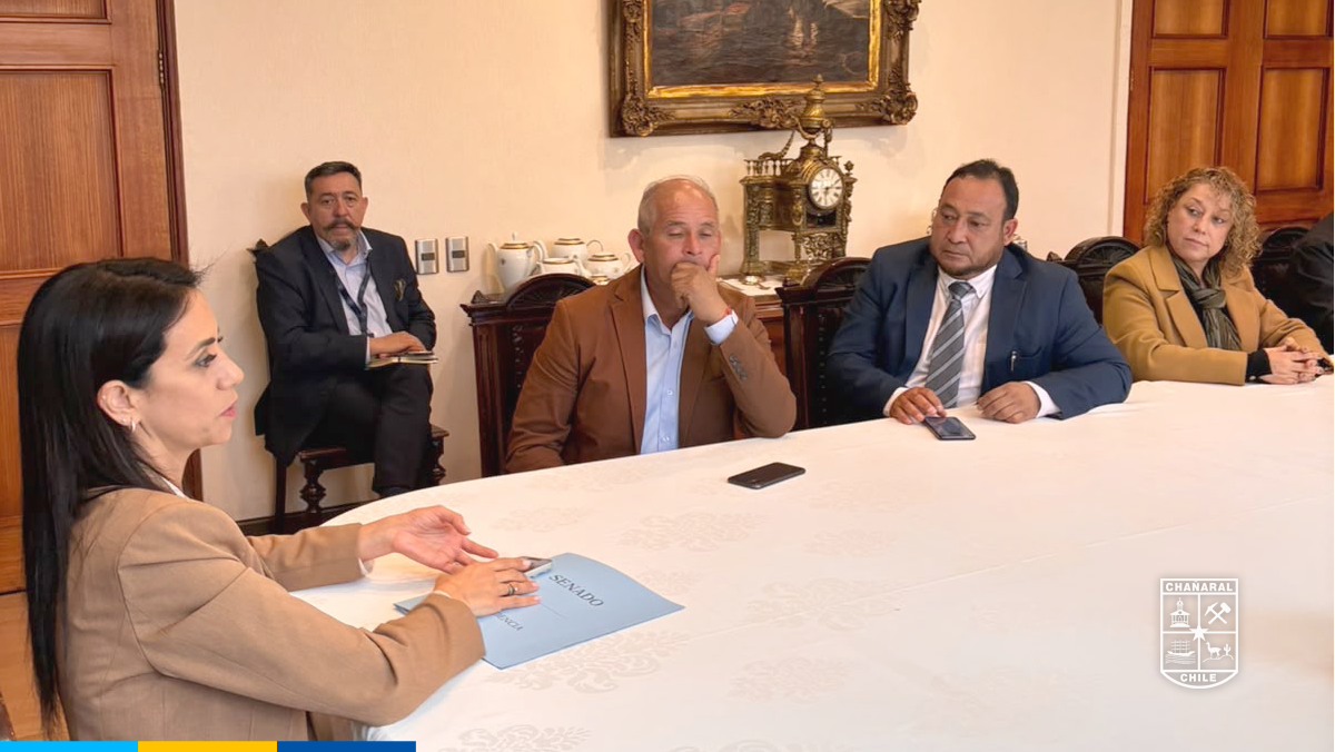 Las autoridades realizaron diversas acciones y entregaron cartas para manifestar su rechazo al eventual cierre de la Fundición Potrerillos de El Salvador.