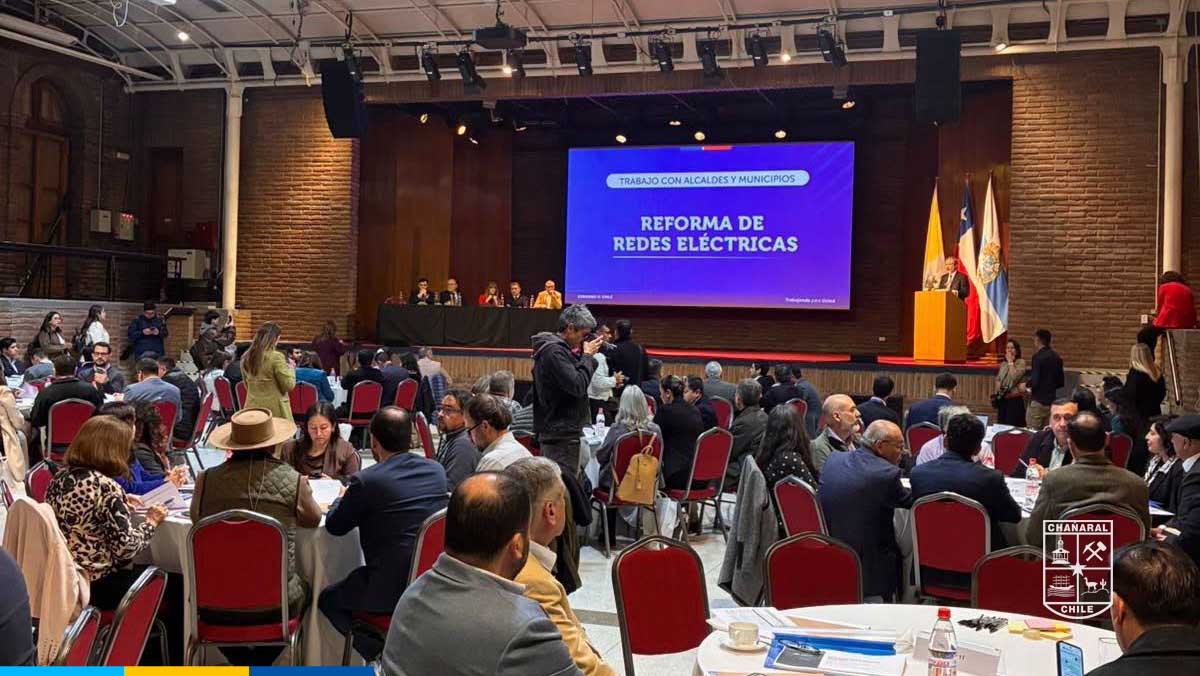 Importante instancia de diálogo y trabajo en torno a la Reforma de Redes Eléctricas.