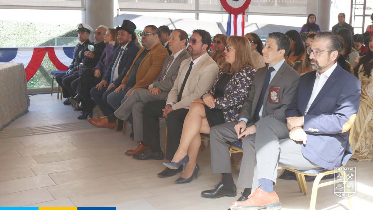 Autoridades locales y provinciales presentes en esta importante ceremonia.
