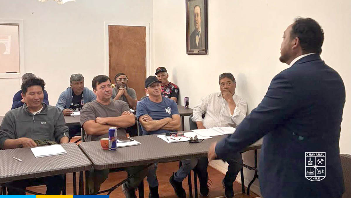 El alcalde Alex Ahumada Monroy, visitó la Asociación Minera de El Salado (ASMISA), donde sostuvo un encuentro con trabajadores 