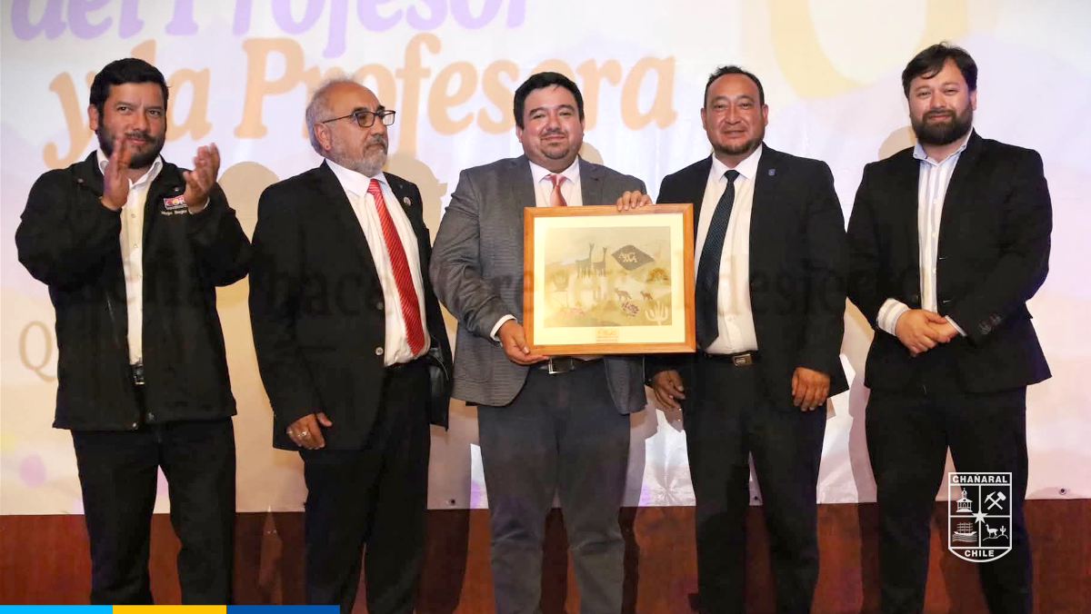 En esta especial jornada, se destacó el compromiso, la vocación y la dedicación de las y los docentes