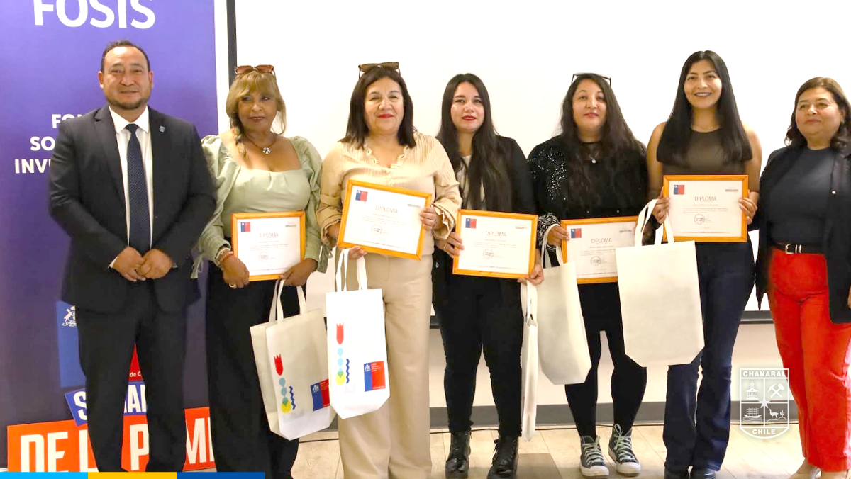 Durante la jornada, se reconoció a 15 usuarias que culminaron exitosamente un proceso de capacitación de siete meses