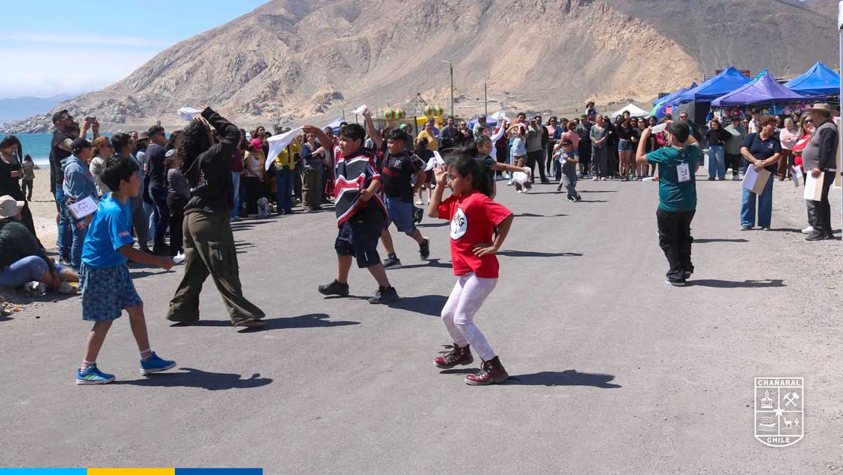 Playa El Caleuche recibió a numerosas familias que participaron de los juegos tradicionales y concursos